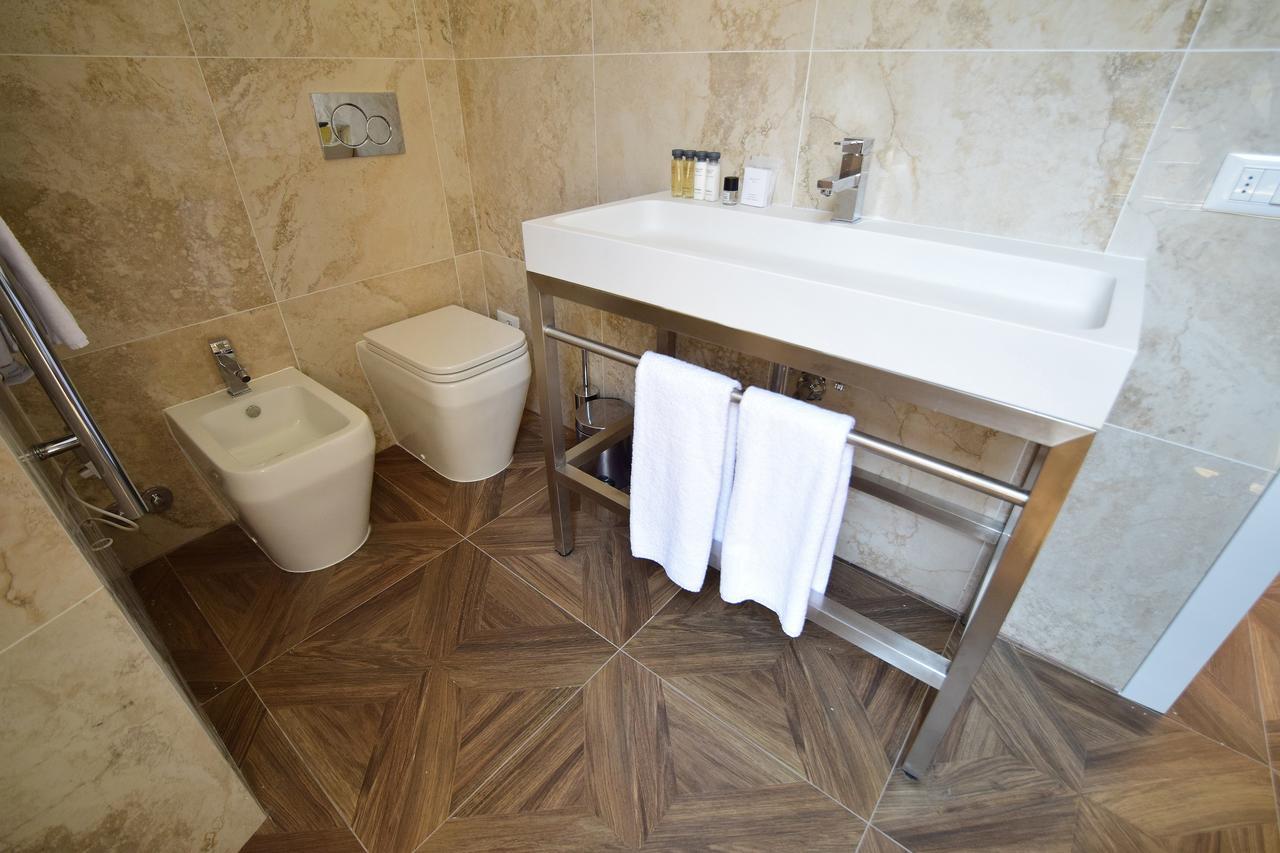 Kf Deluxe B&B Florens Exteriör bild