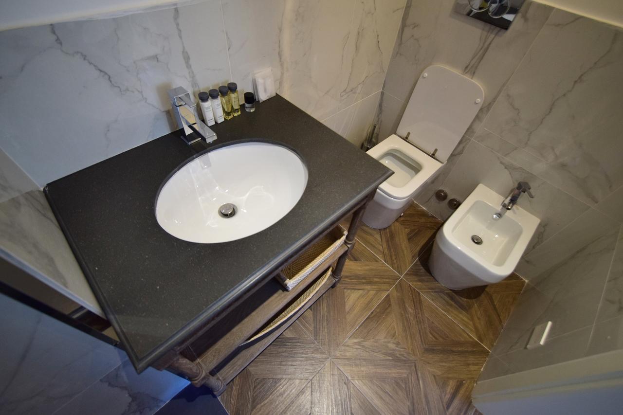 Kf Deluxe B&B Florens Exteriör bild