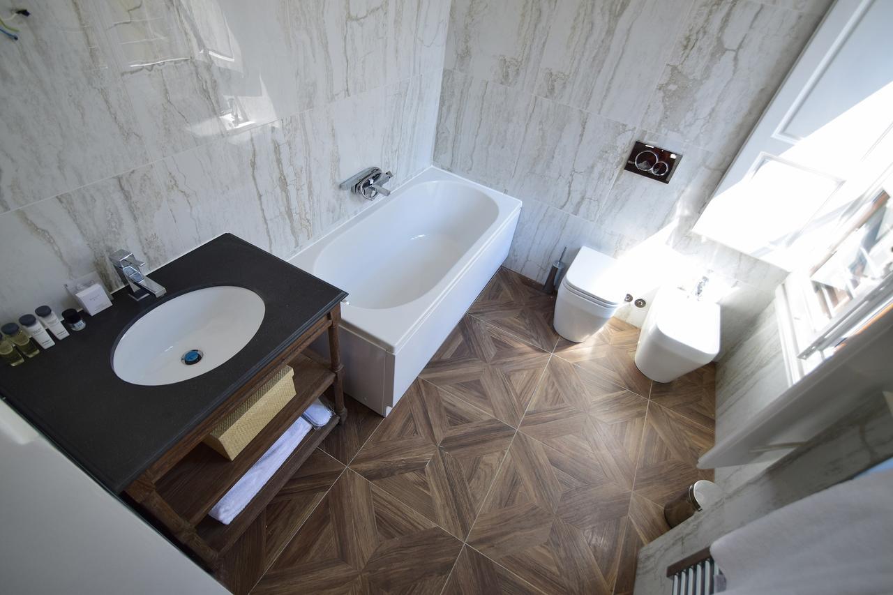 Kf Deluxe B&B Florens Exteriör bild